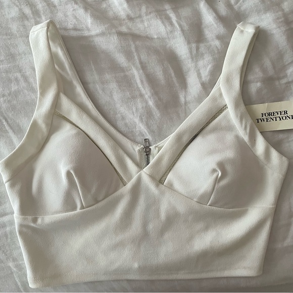FOREVER 21 WHITE TANK TOP - Picture 2 of 4